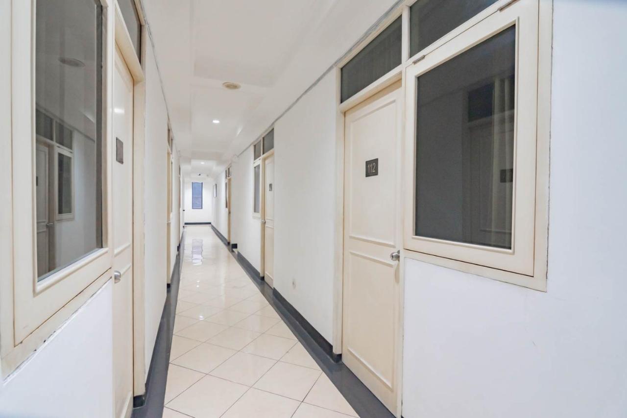 Reddoorz Plus At Buah Batu Bandung Eksteriør billede