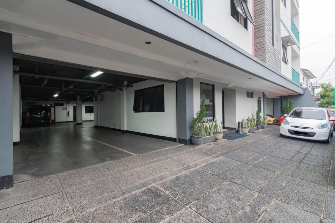 Reddoorz Plus At Buah Batu Bandung Eksteriør billede