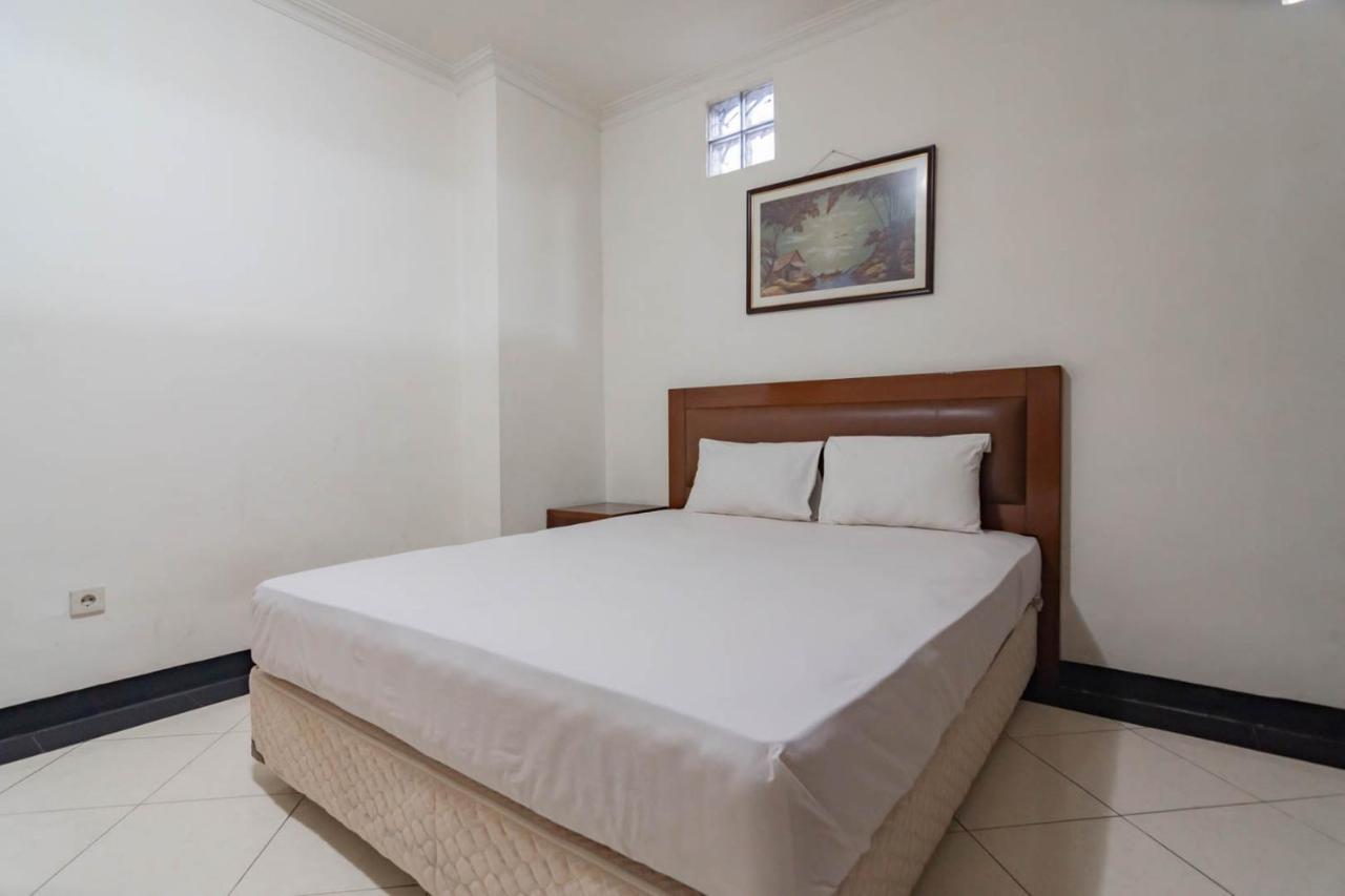 Reddoorz Plus At Buah Batu Bandung Eksteriør billede