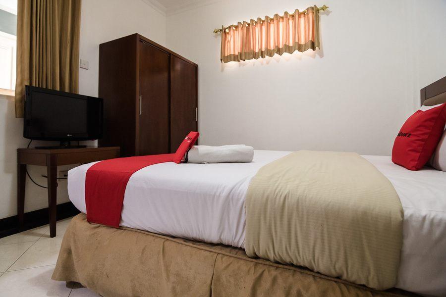 Reddoorz Plus At Buah Batu Bandung Eksteriør billede
